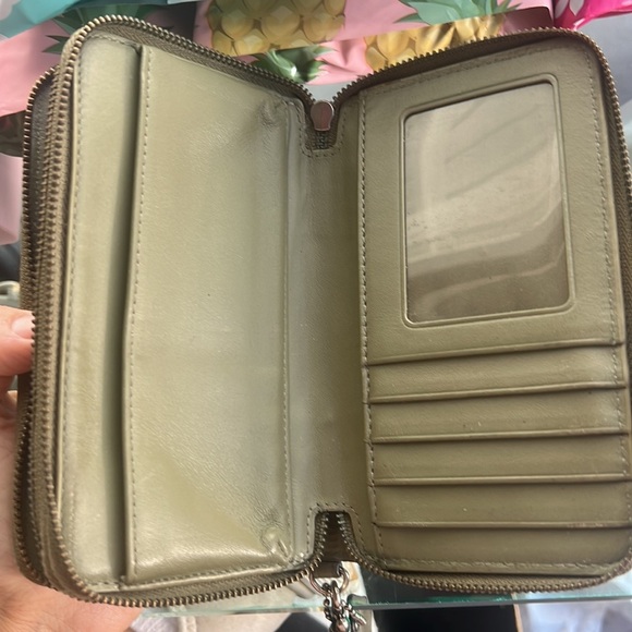 Coach Vintage Wallet EUC Olive Color Womens Clutch - Picture 7 of 15